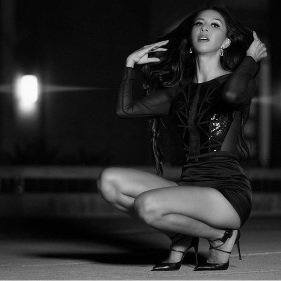 Meet your Posher, Luisana. ( Instagram:Westcoastbella) - Picture 1 of 16